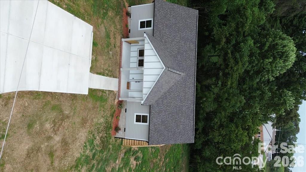 126 Aspen Street — Yadkinville