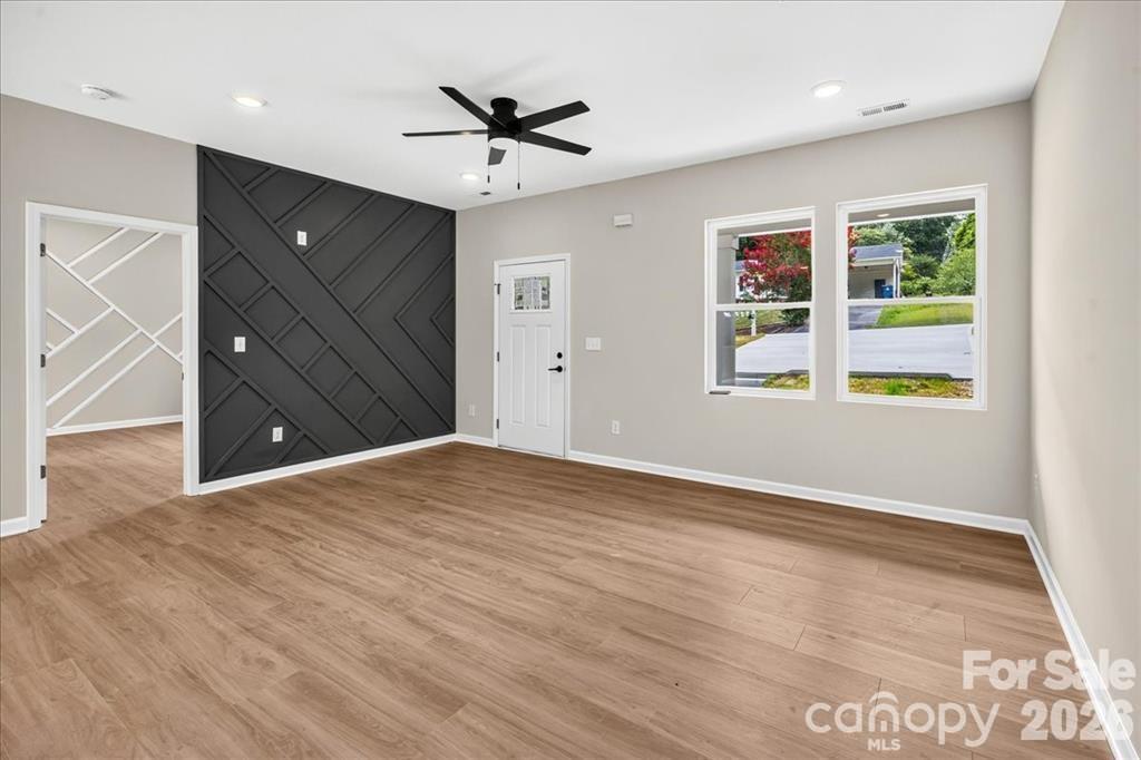 126 Aspen Street — Yadkinville