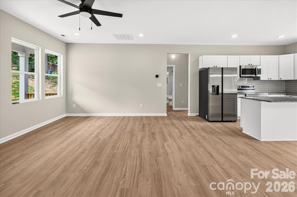 126 Aspen Street — Yadkinville