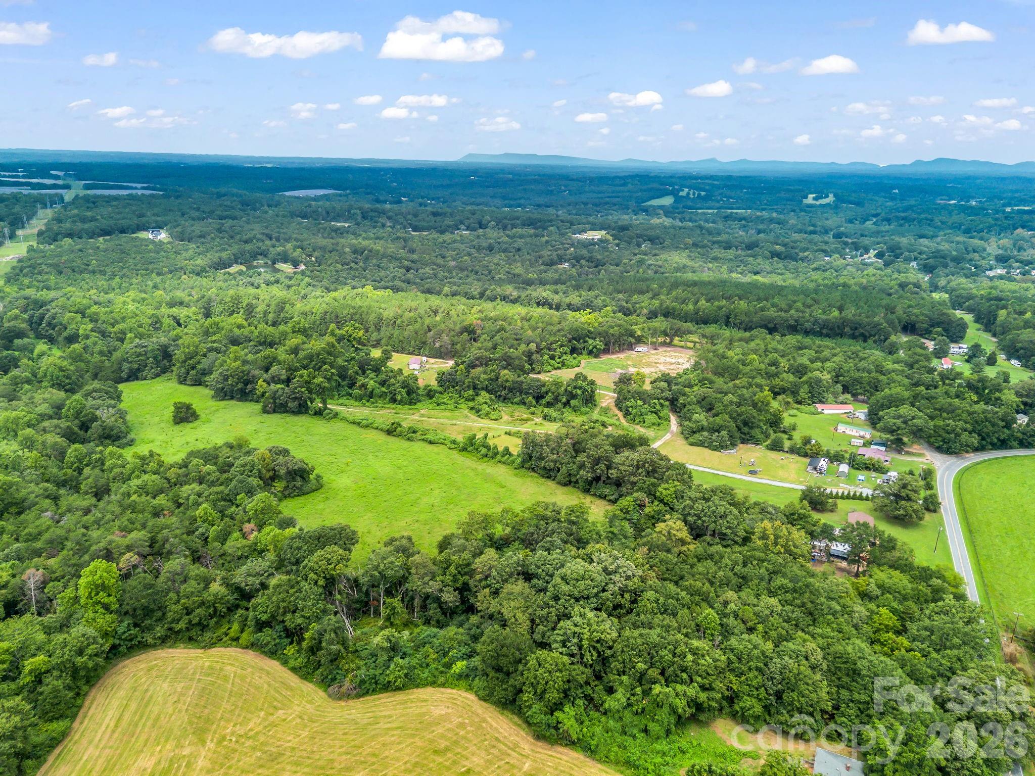 588 Hog Pen Branch Road — Mooresboro