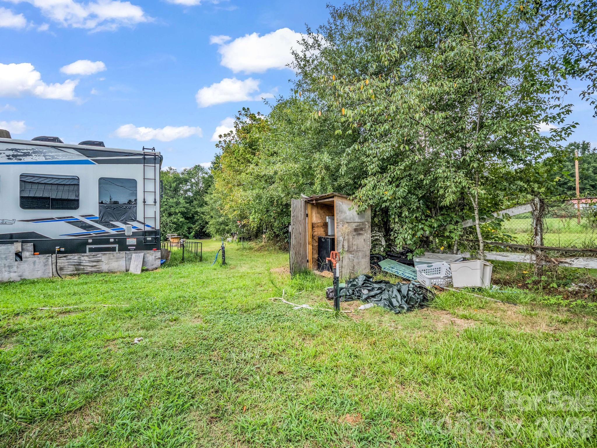 588 Hog Pen Branch Road — Mooresboro