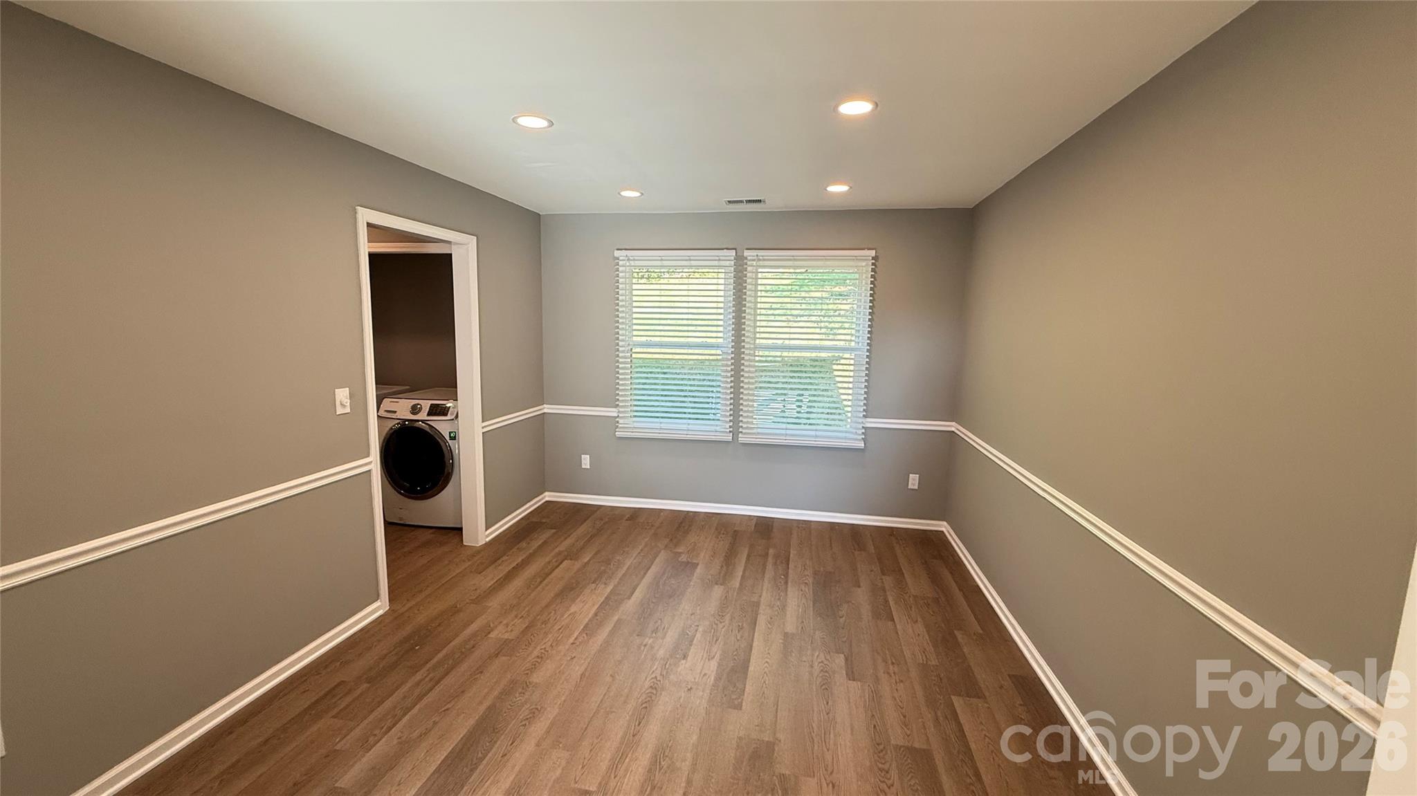 7725 Batavia Lane — Charlotte