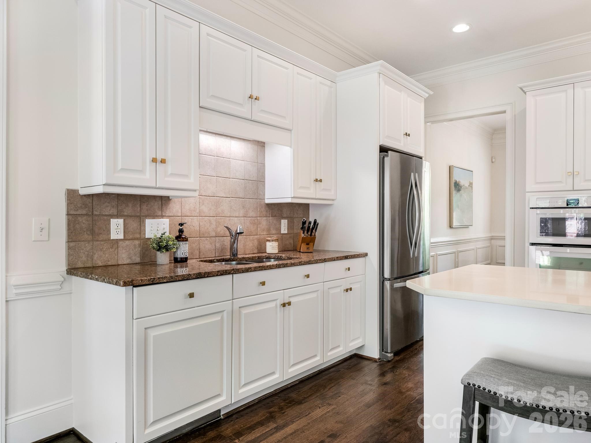 221 Crownsgate Court — Charlotte