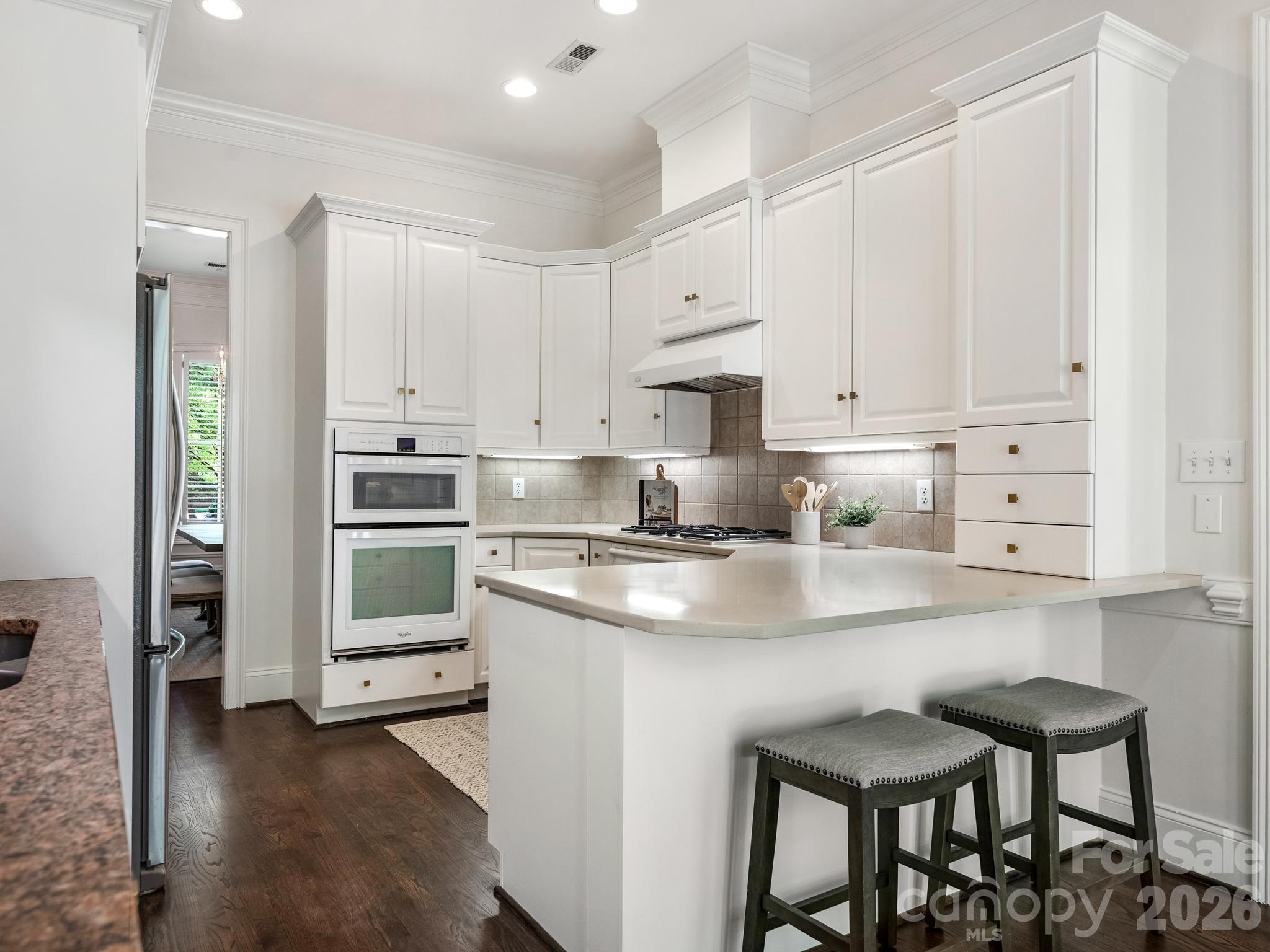221 Crownsgate Court — Charlotte
