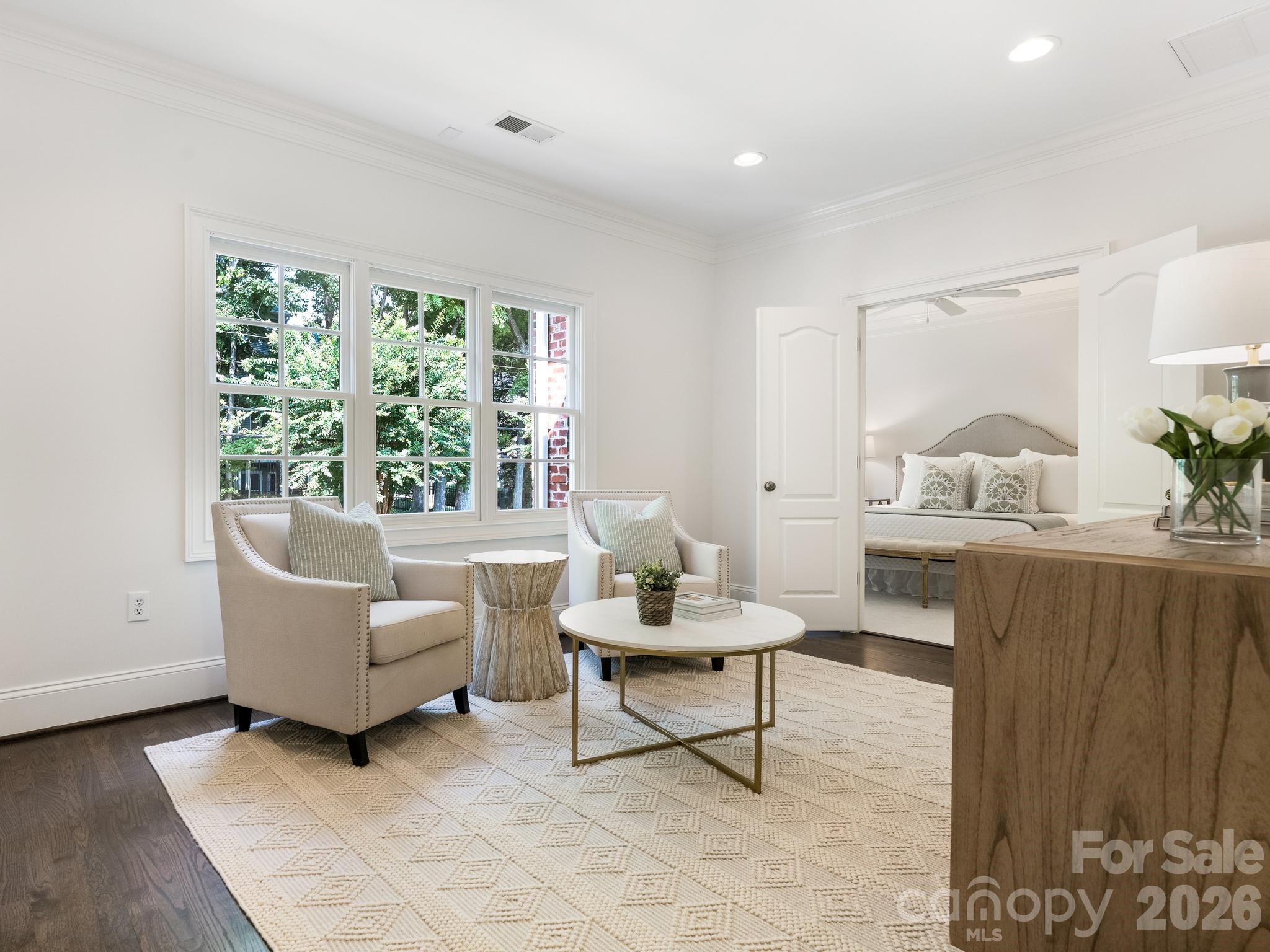 221 Crownsgate Court — Charlotte