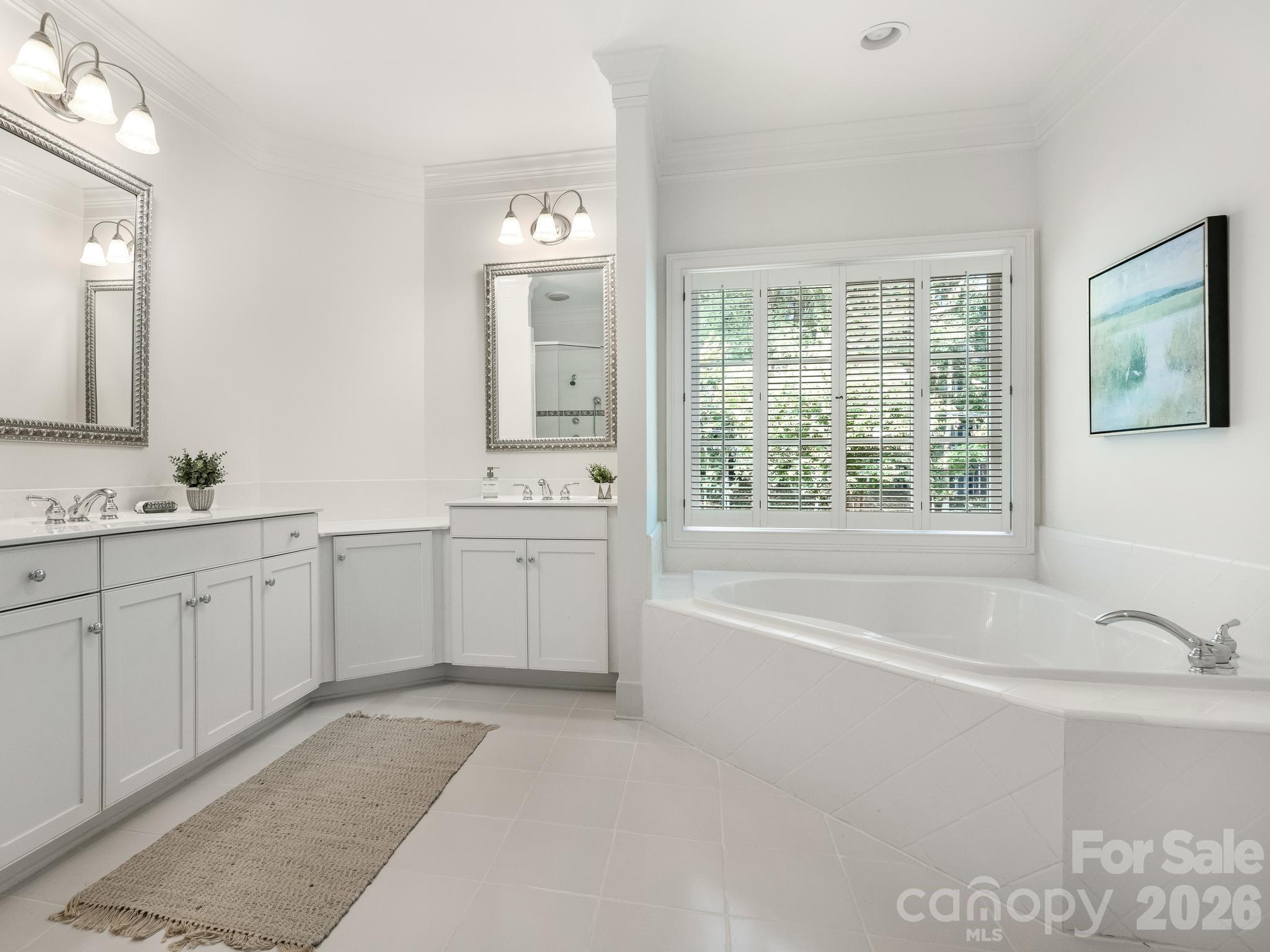 221 Crownsgate Court — Charlotte