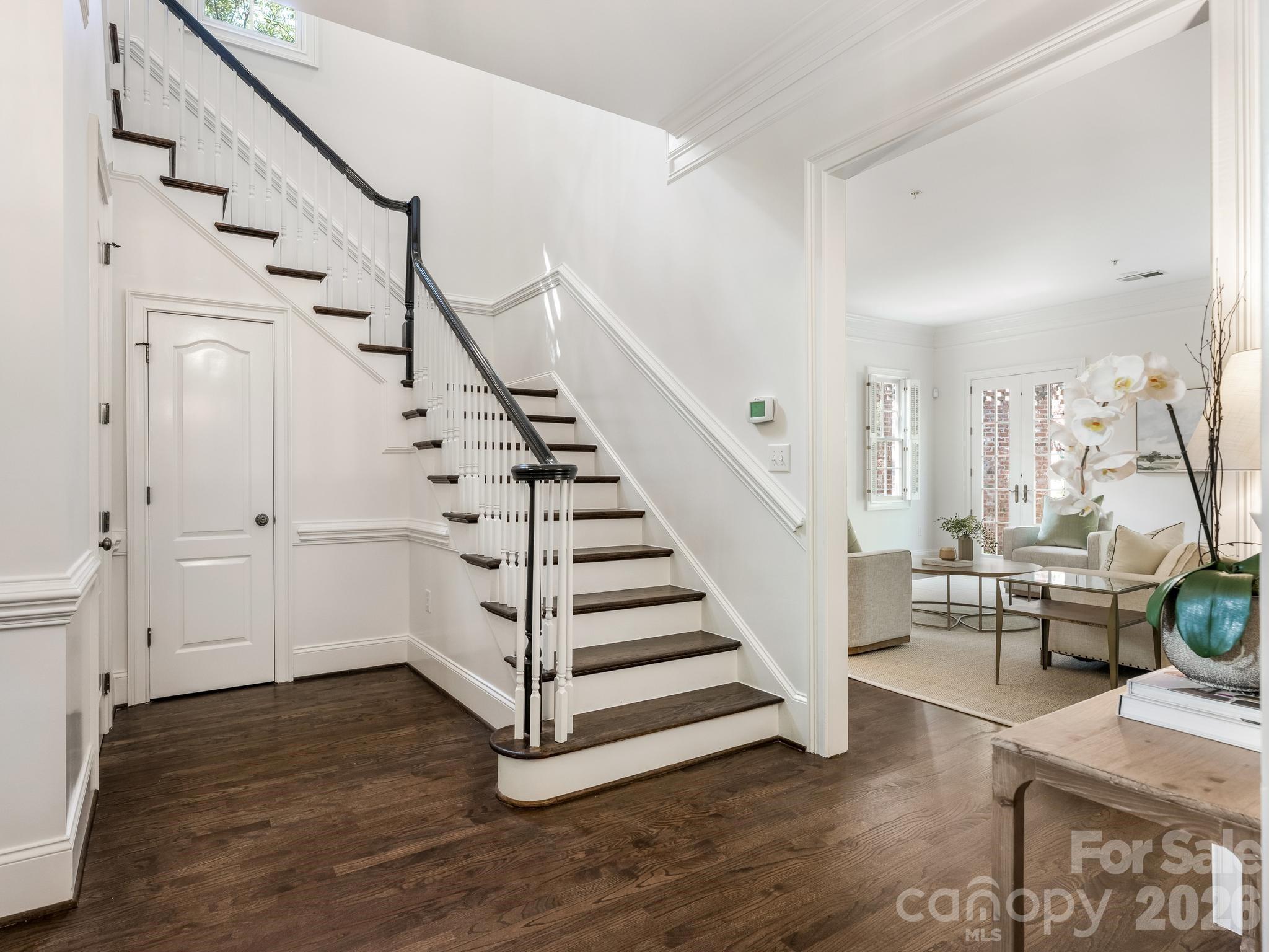 221 Crownsgate Court — Charlotte