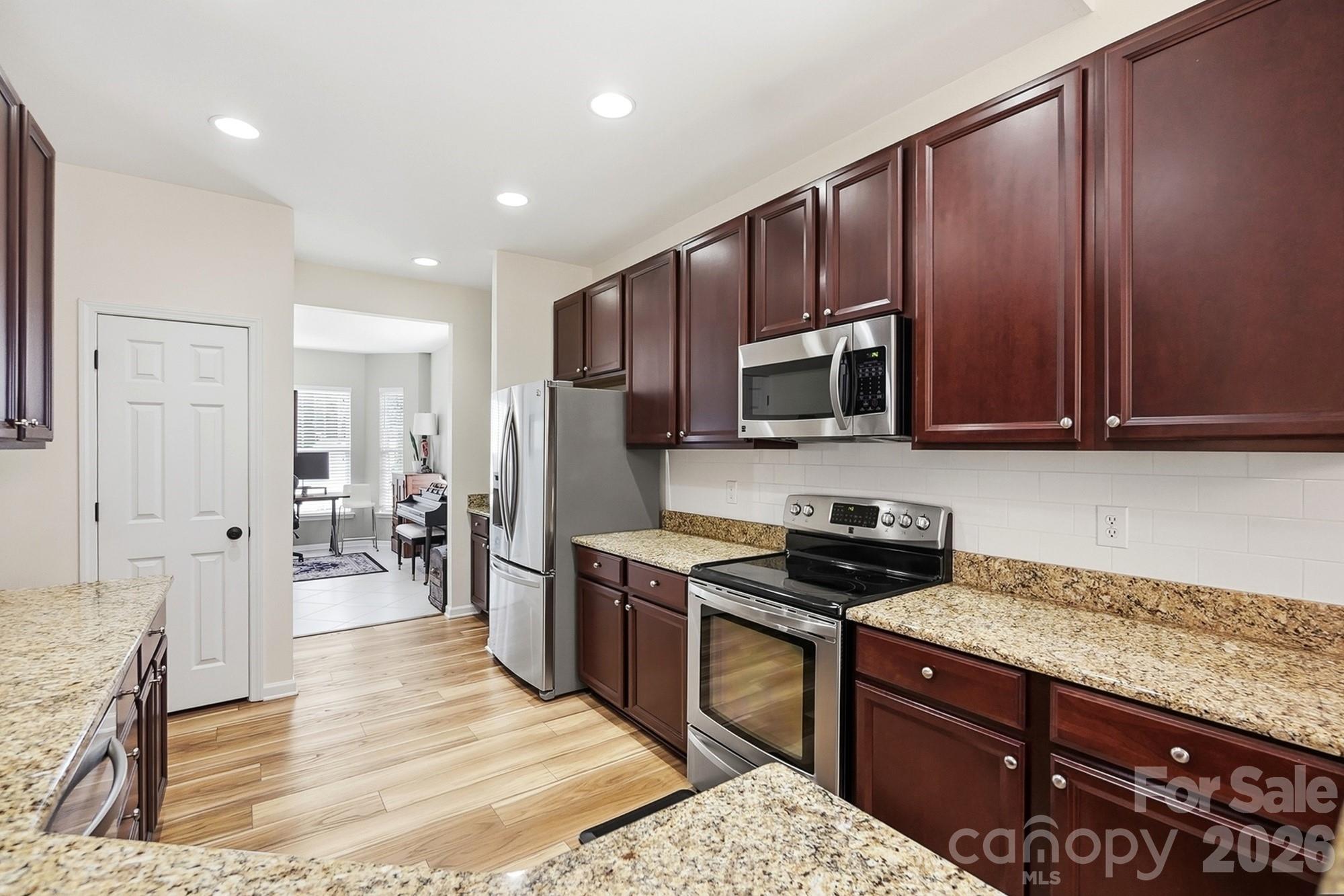 10933 Stone Trail Road — Charlotte