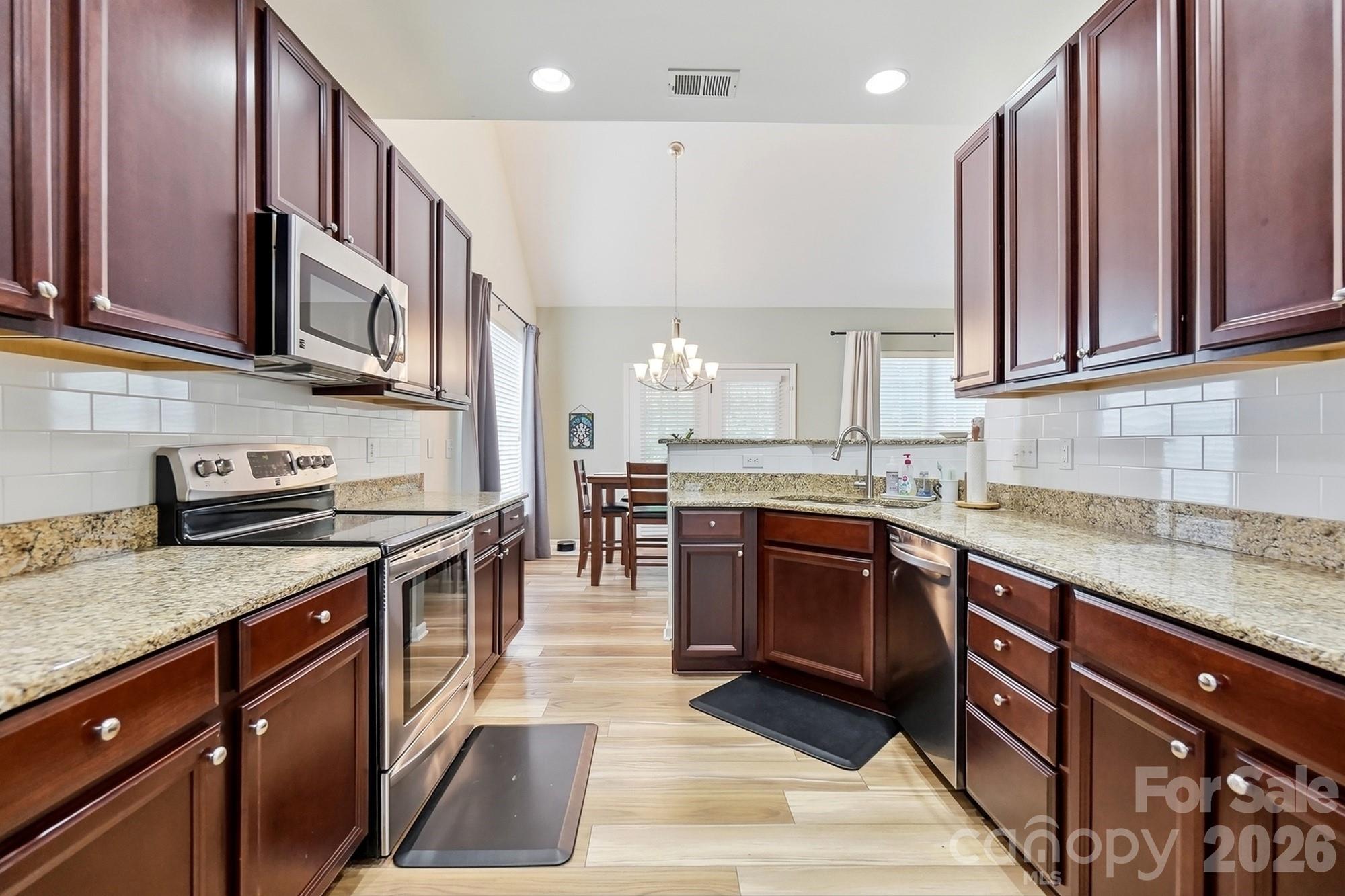 10933 Stone Trail Road — Charlotte