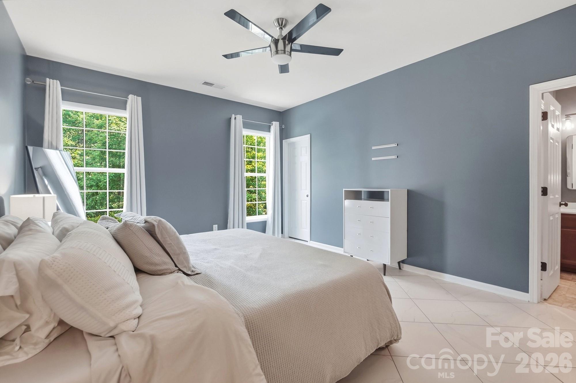 10933 Stone Trail Road — Charlotte