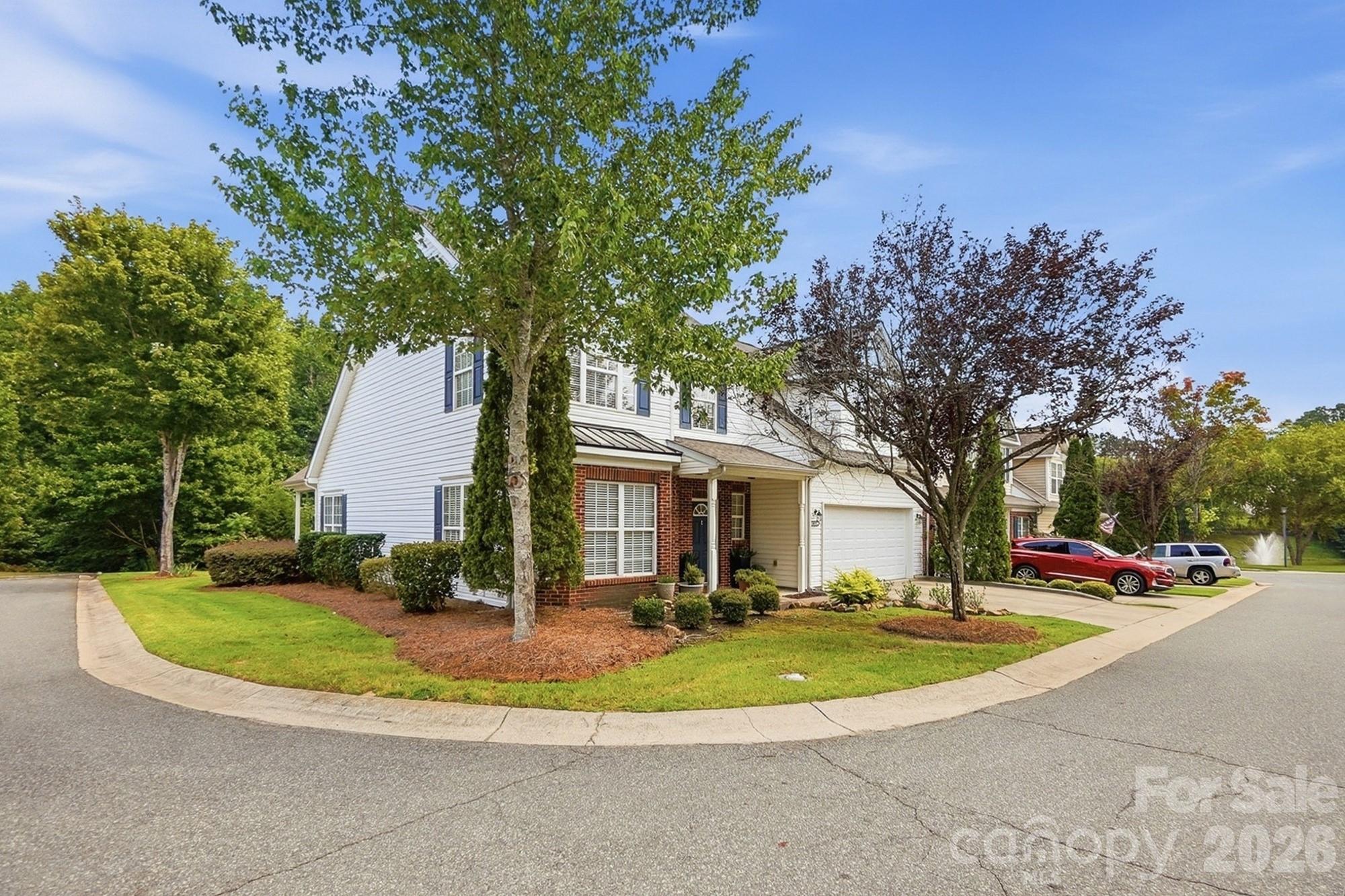 10933 Stone Trail Road — Charlotte
