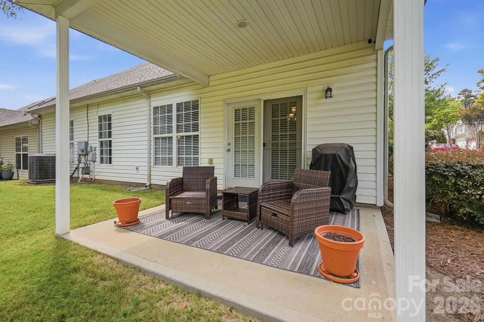 10933 Stone Trail Road — Charlotte