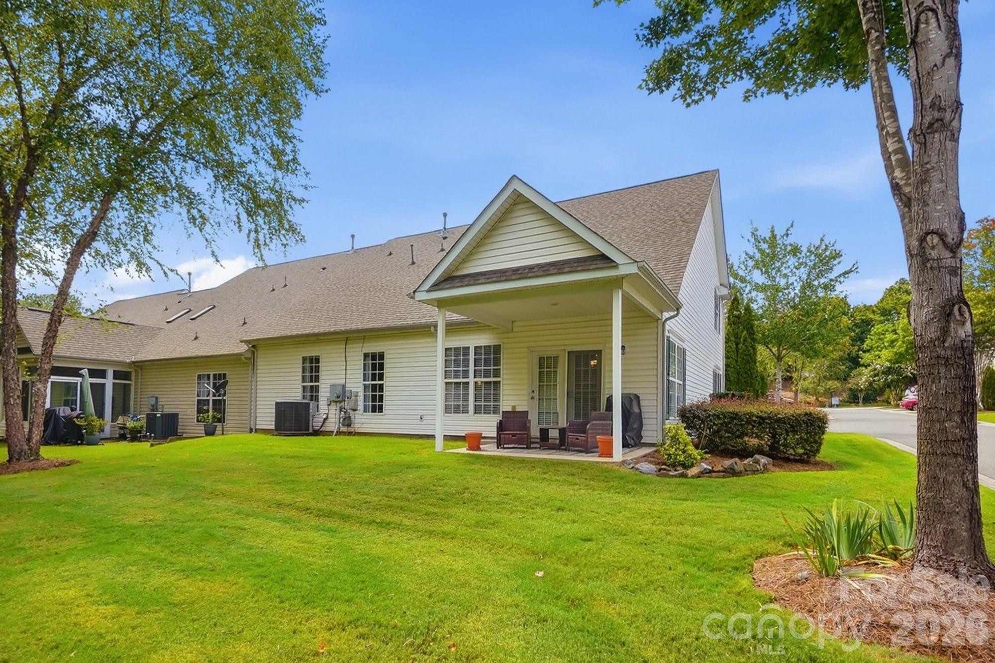 10933 Stone Trail Road — Charlotte