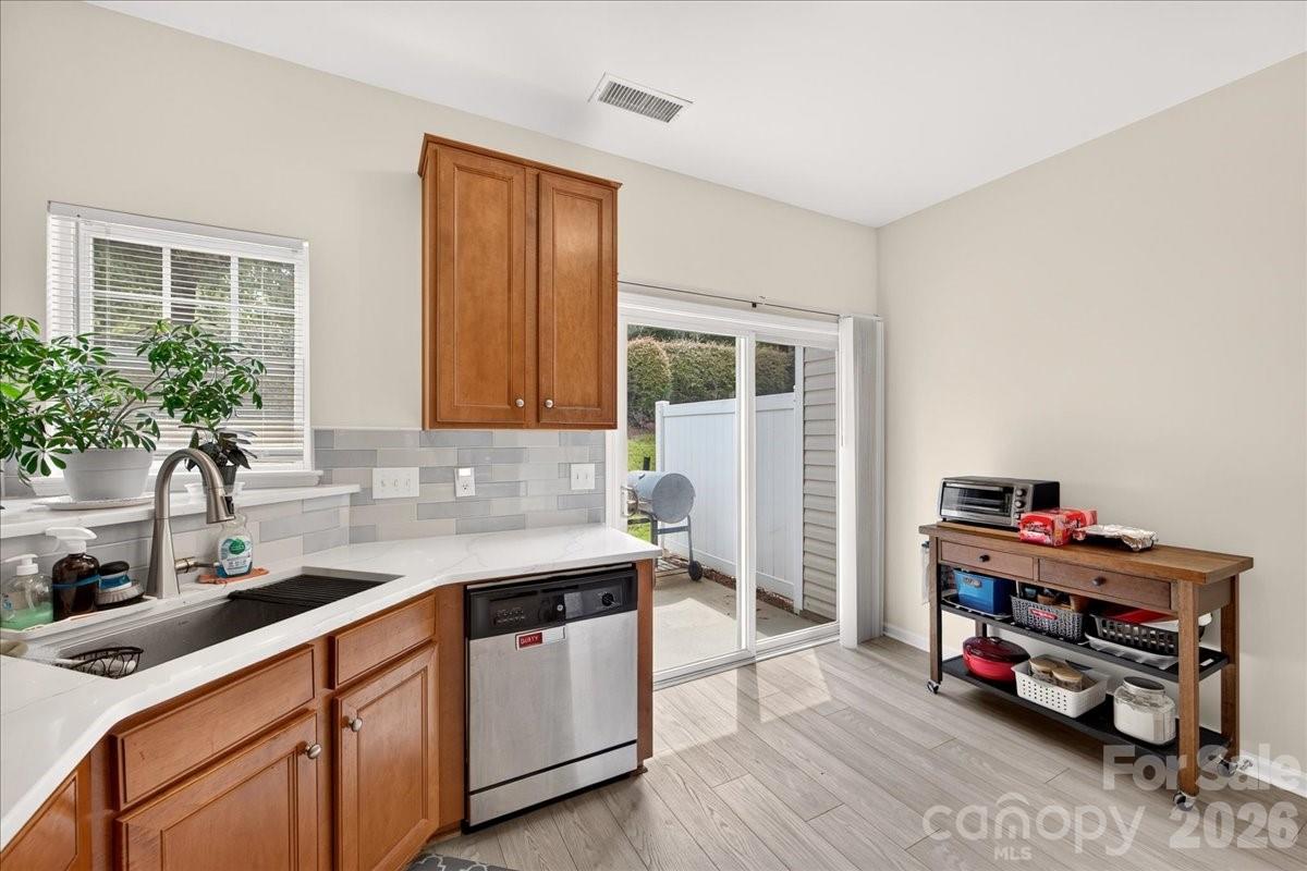 11638 Stockdale Court — Pineville