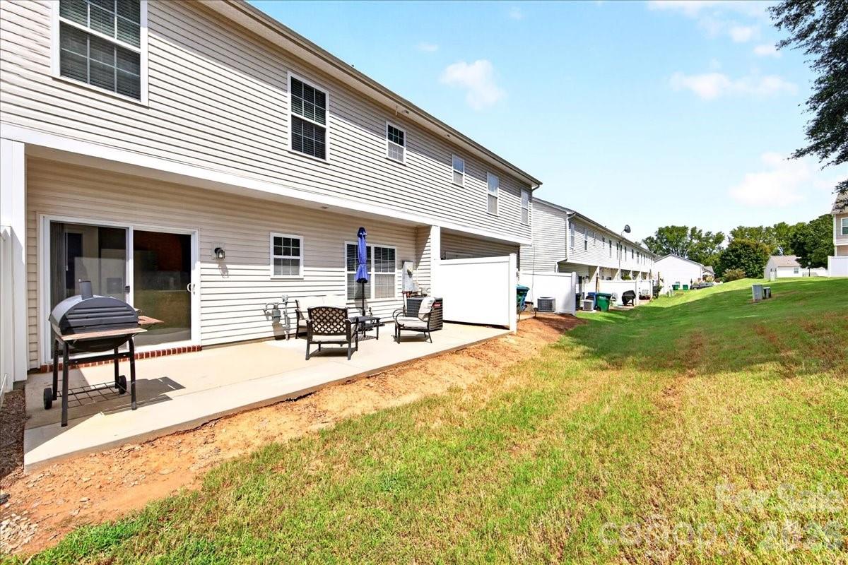 11638 Stockdale Court — Pineville