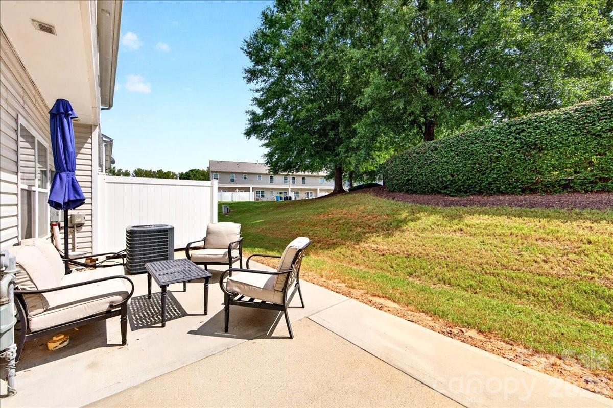 11638 Stockdale Court — Pineville