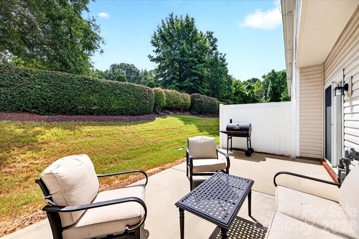 11638 Stockdale Court — Pineville