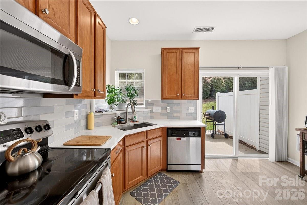 11638 Stockdale Court — Pineville