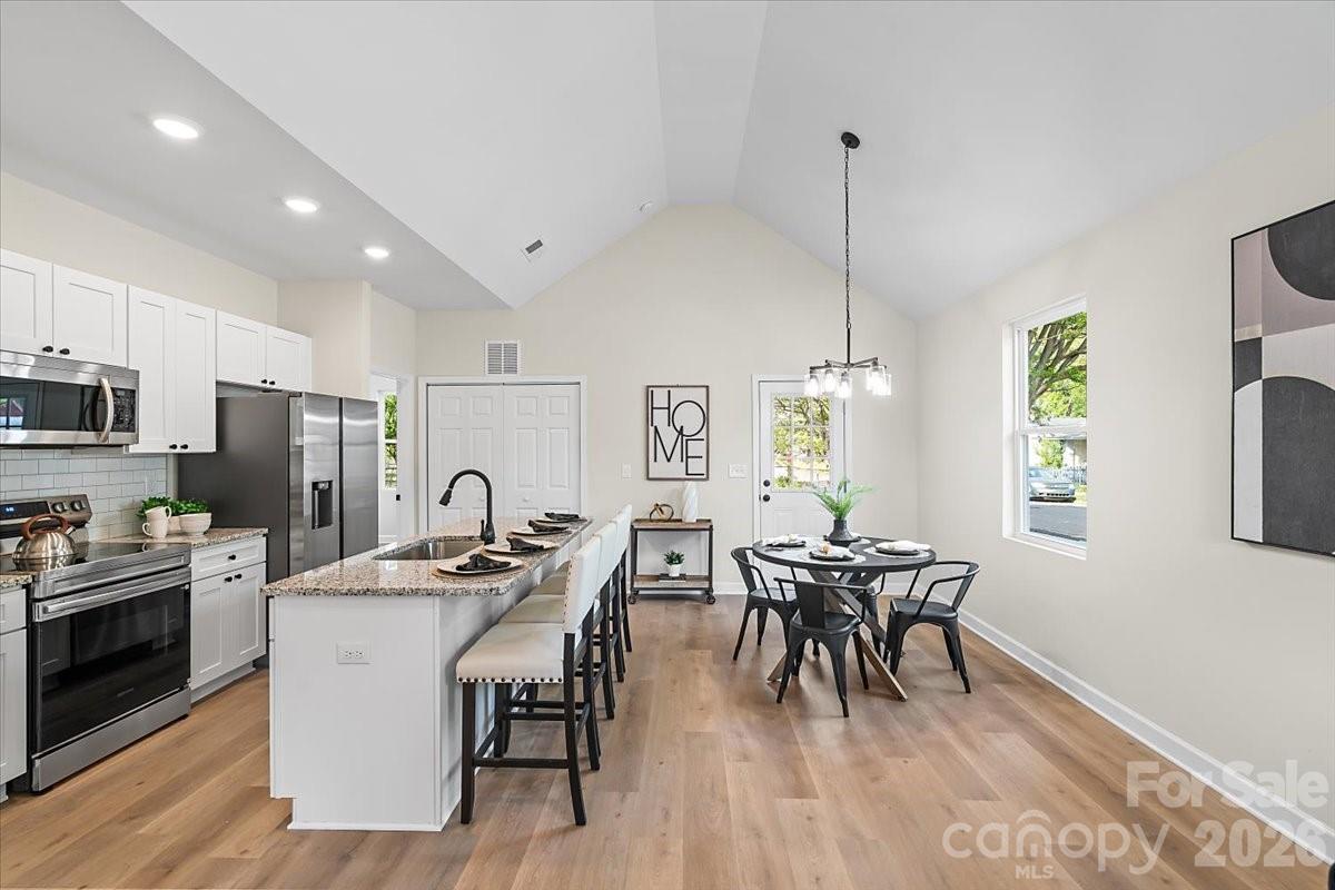 1102 W Horah Street — Salisbury