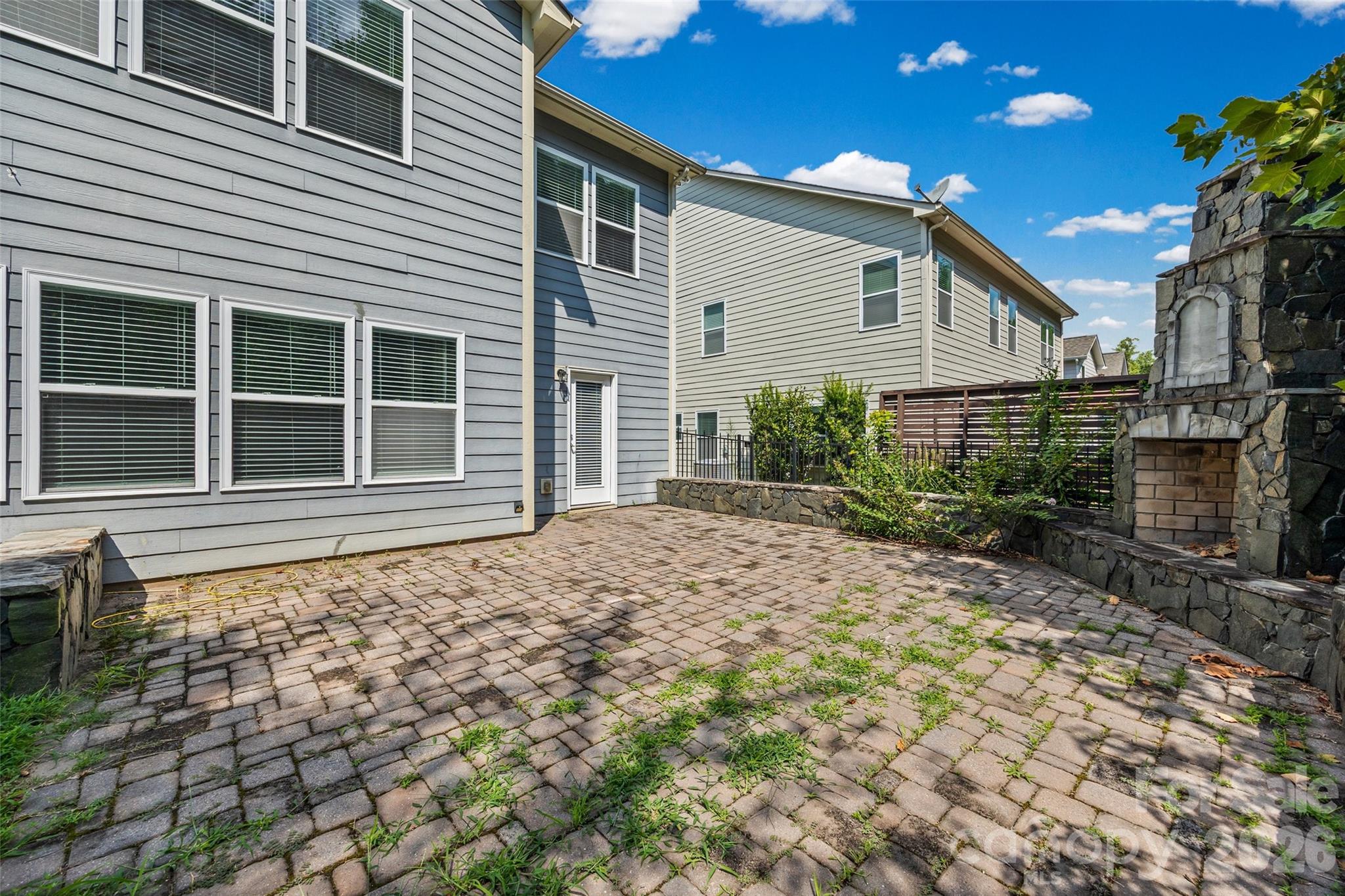 2166 Bluebell Way — Tega Cay