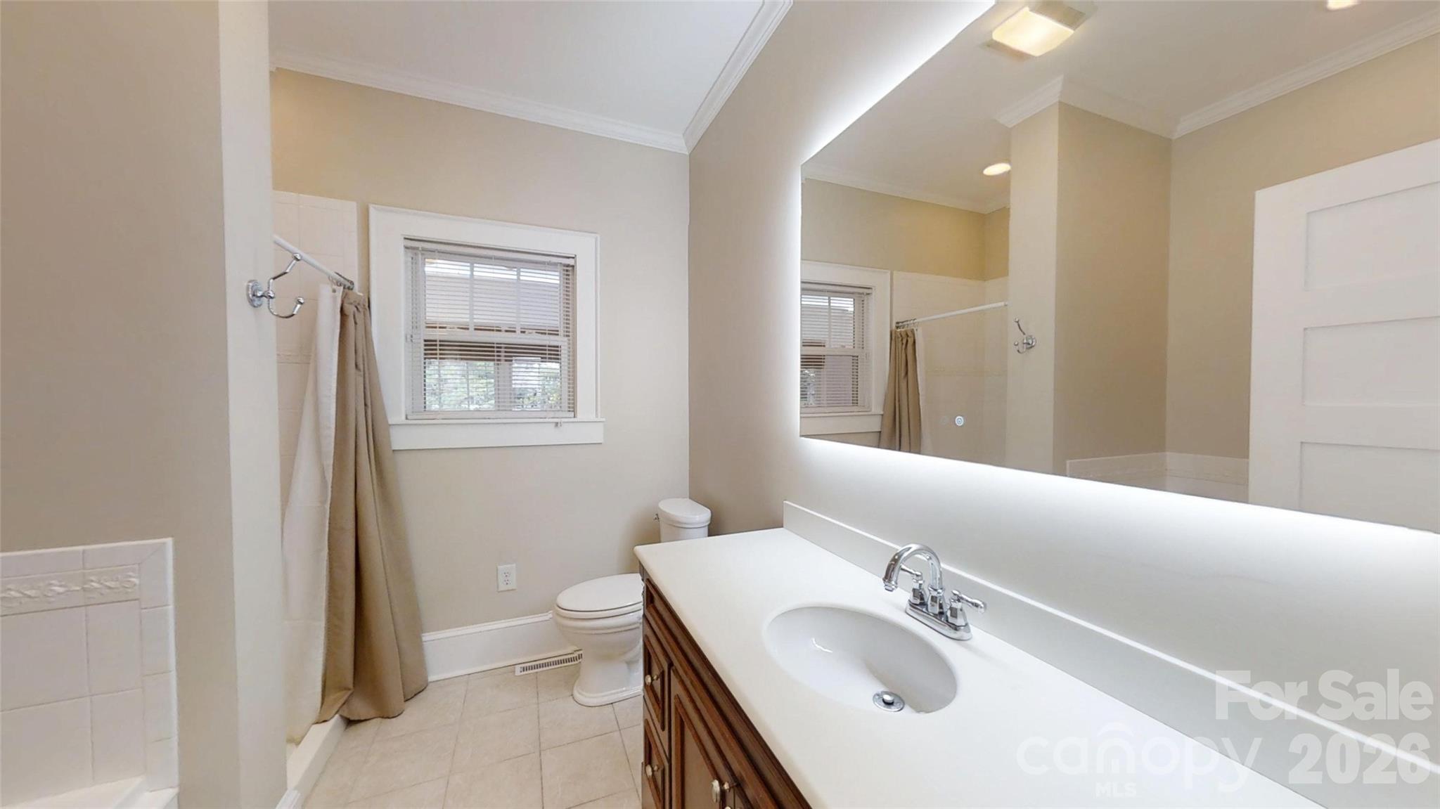 618 S Poplar Street — Lincolnton