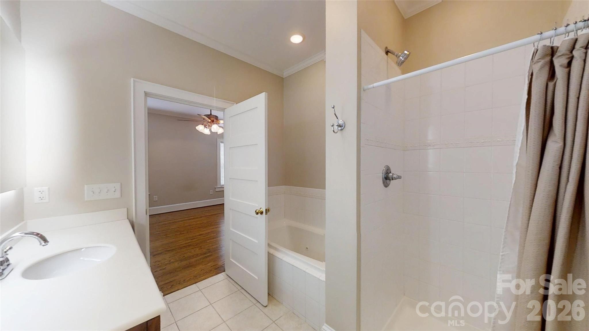 618 S Poplar Street — Lincolnton