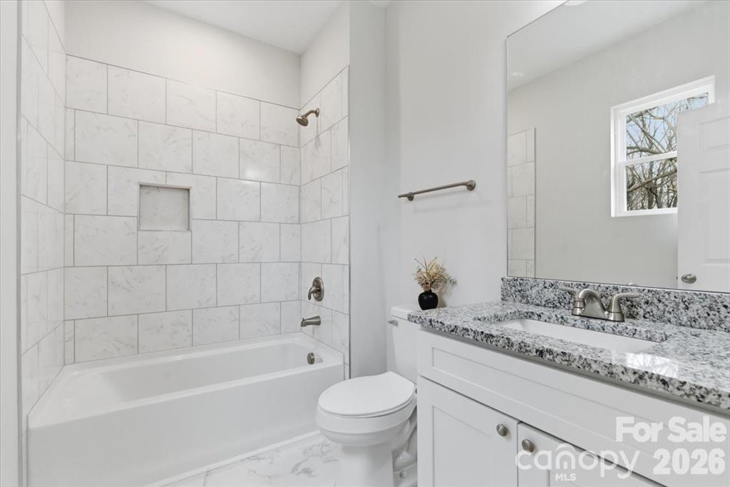 509 Carolina Avenue — Shelby