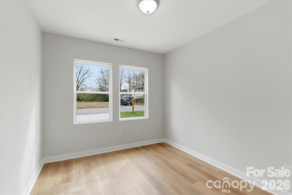 509 Carolina Avenue — Shelby