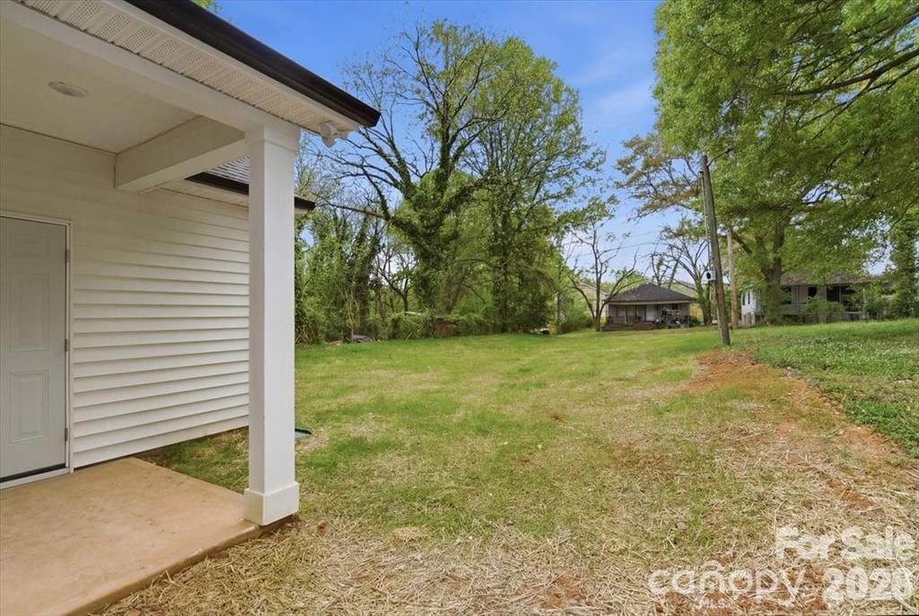 509 Carolina Avenue — Shelby