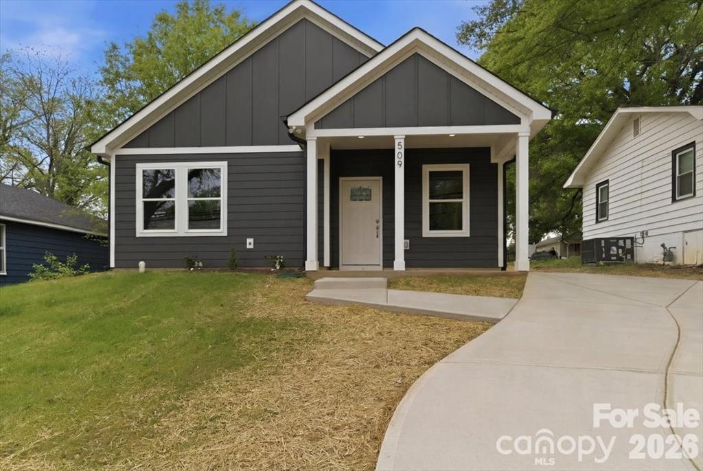 509 Carolina Avenue — Shelby