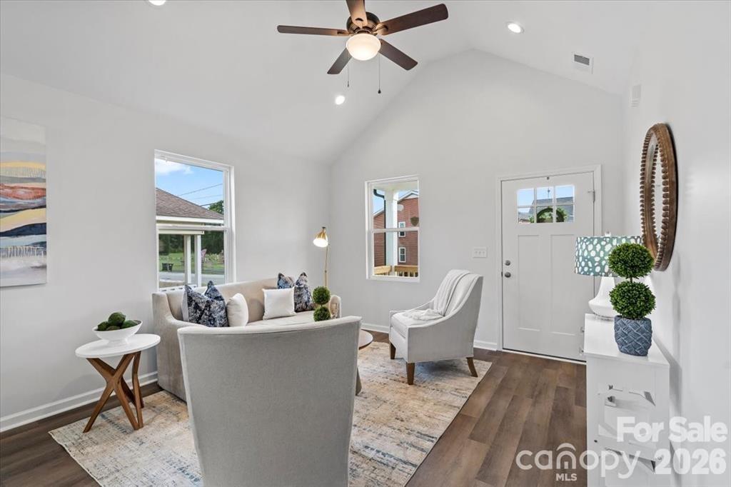 509 Carolina Avenue — Shelby