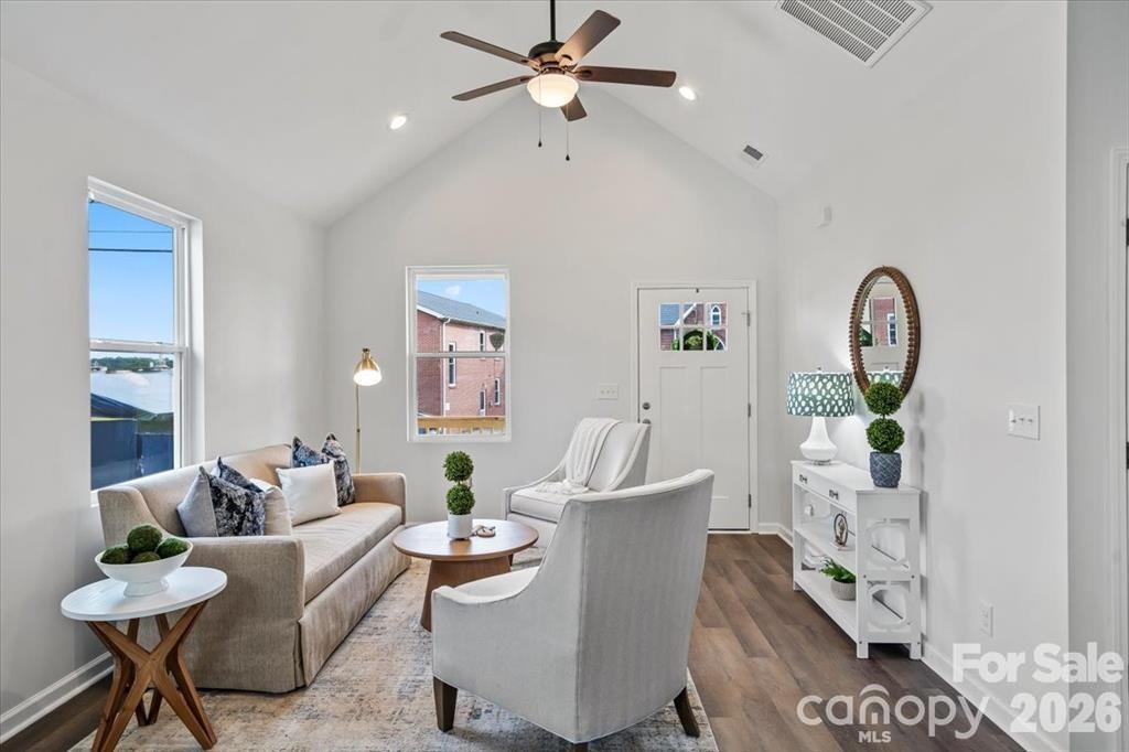 509 Carolina Avenue — Shelby