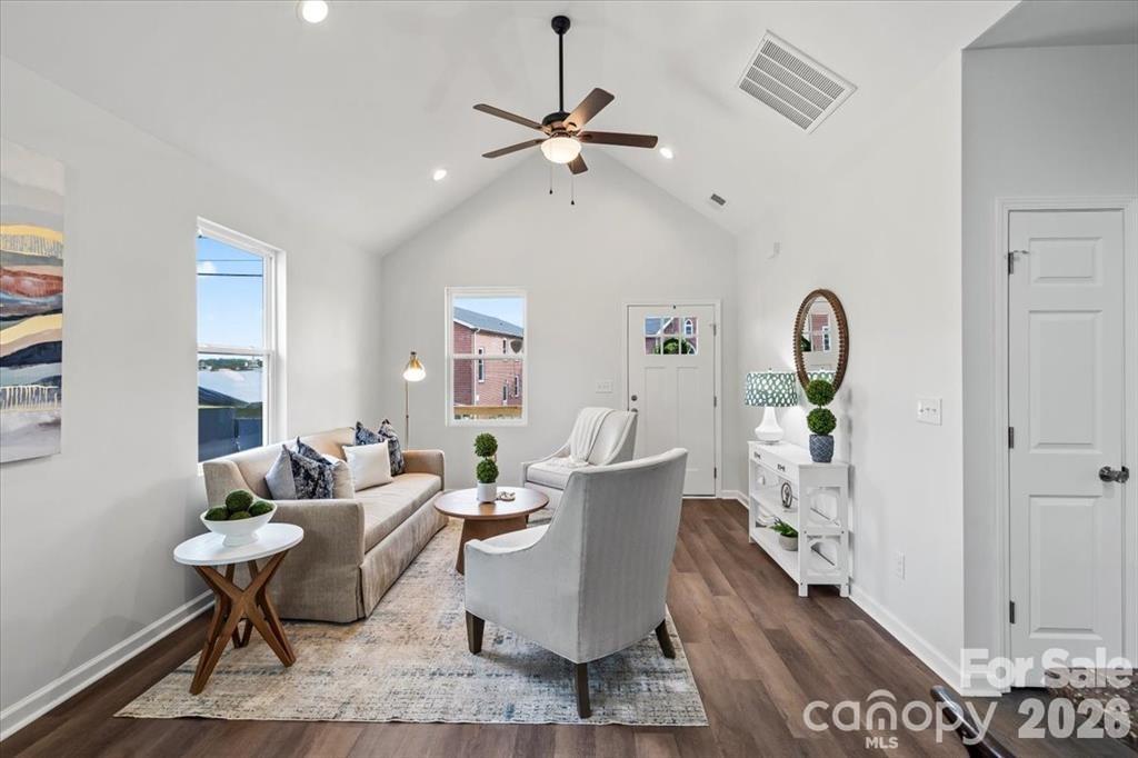 509 Carolina Avenue — Shelby