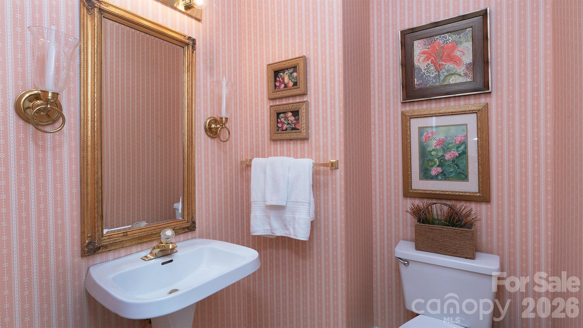 4314 Silvermere Way — Charlotte