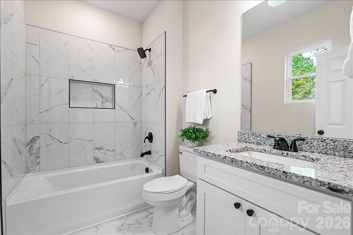1129 3rd Street — Spencer