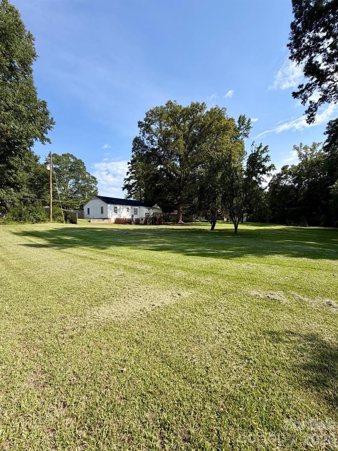 2180 Lynwood Drive — Lancaster