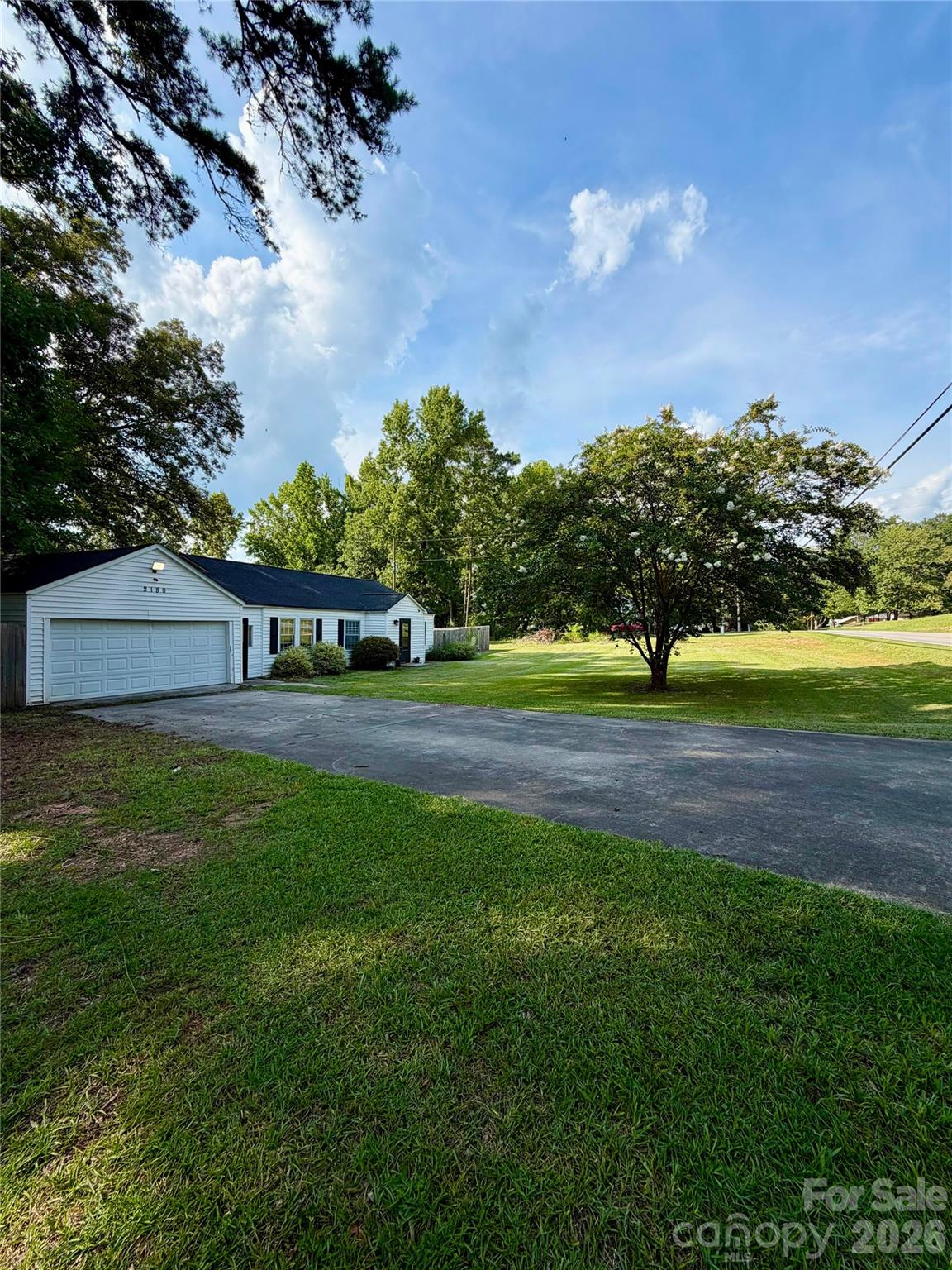 2180 Lynwood Drive — Lancaster