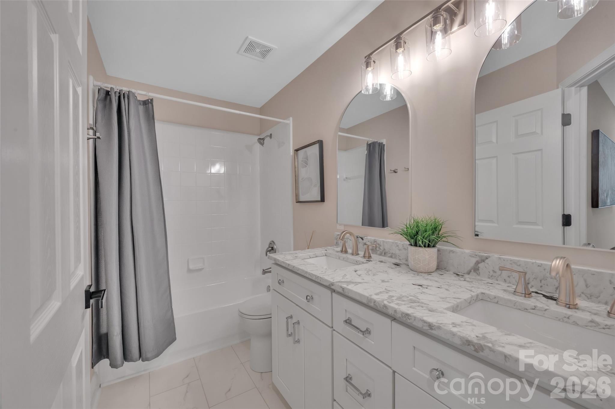 14611 Eastgrove Drive — Pineville