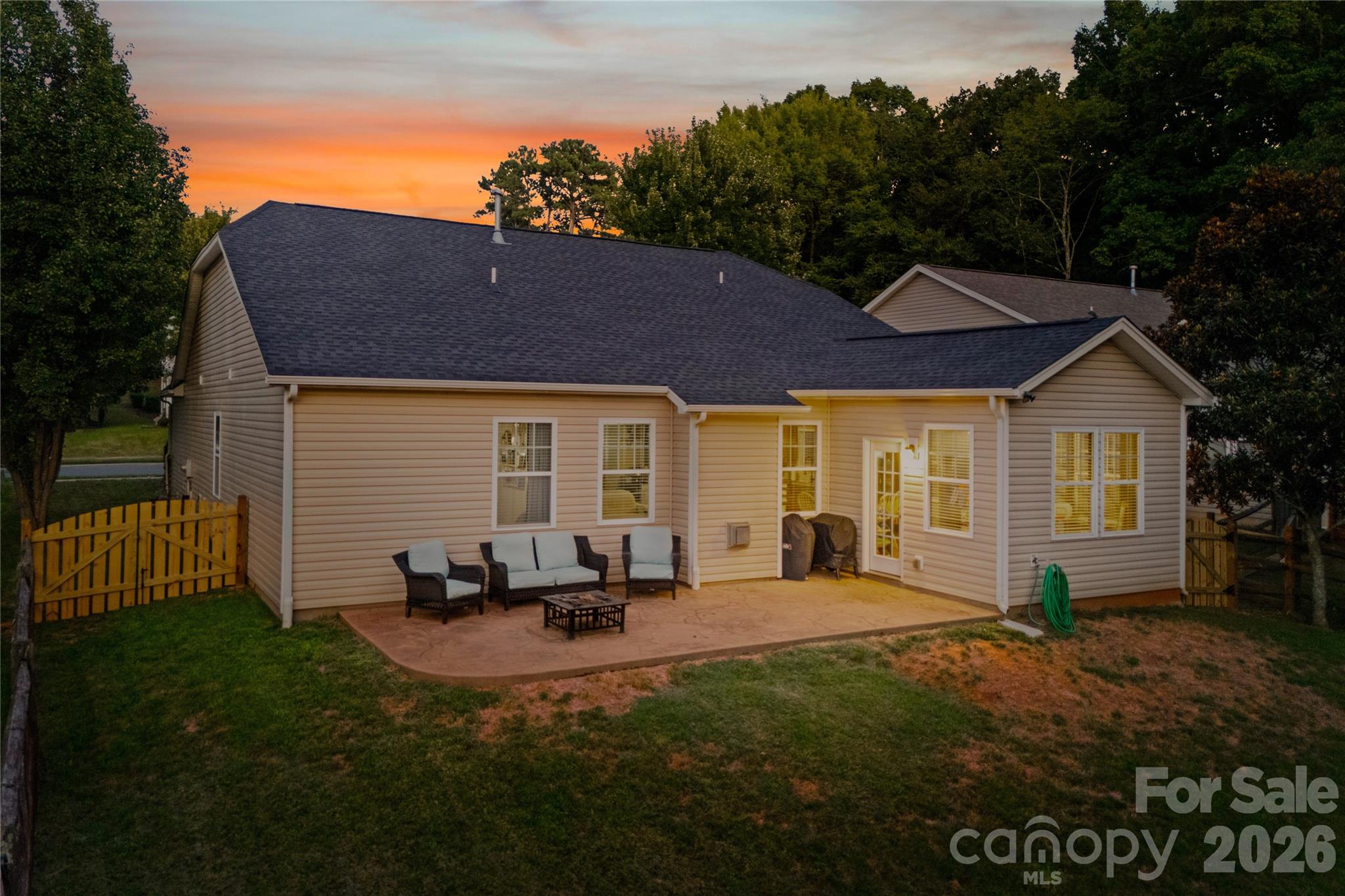 14918 Brotherly Lane — Charlotte