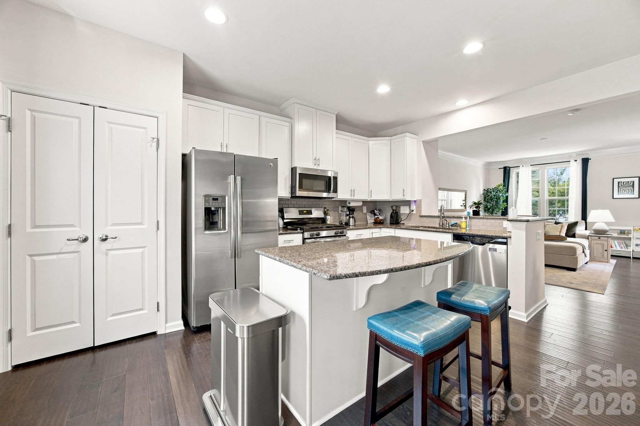 1321 Queen Lyon Court — Charlotte