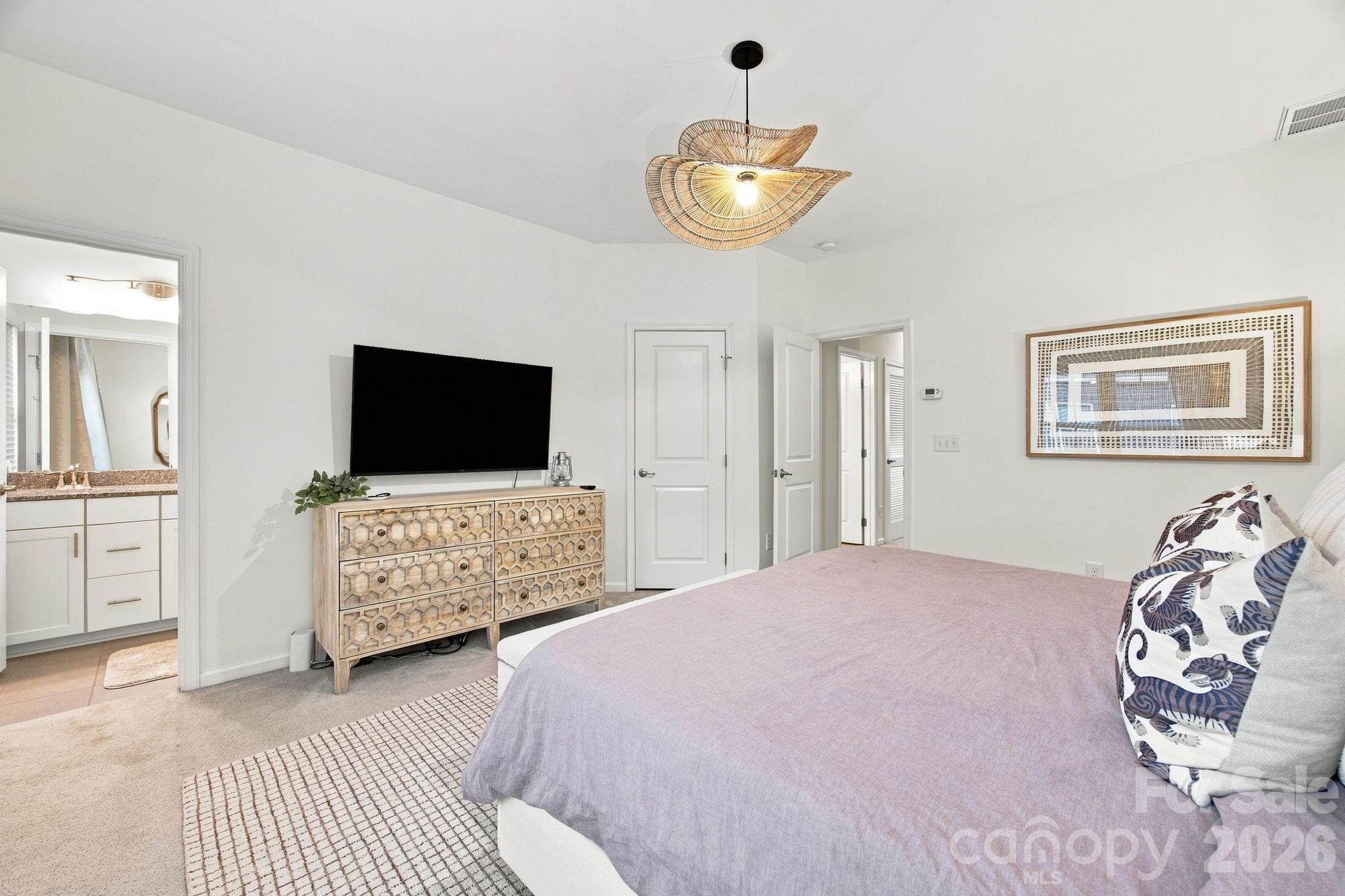 1321 Queen Lyon Court — Charlotte