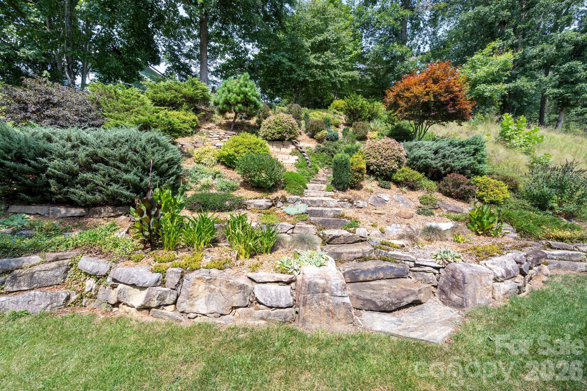 22 Banks Town Road — Weaverville