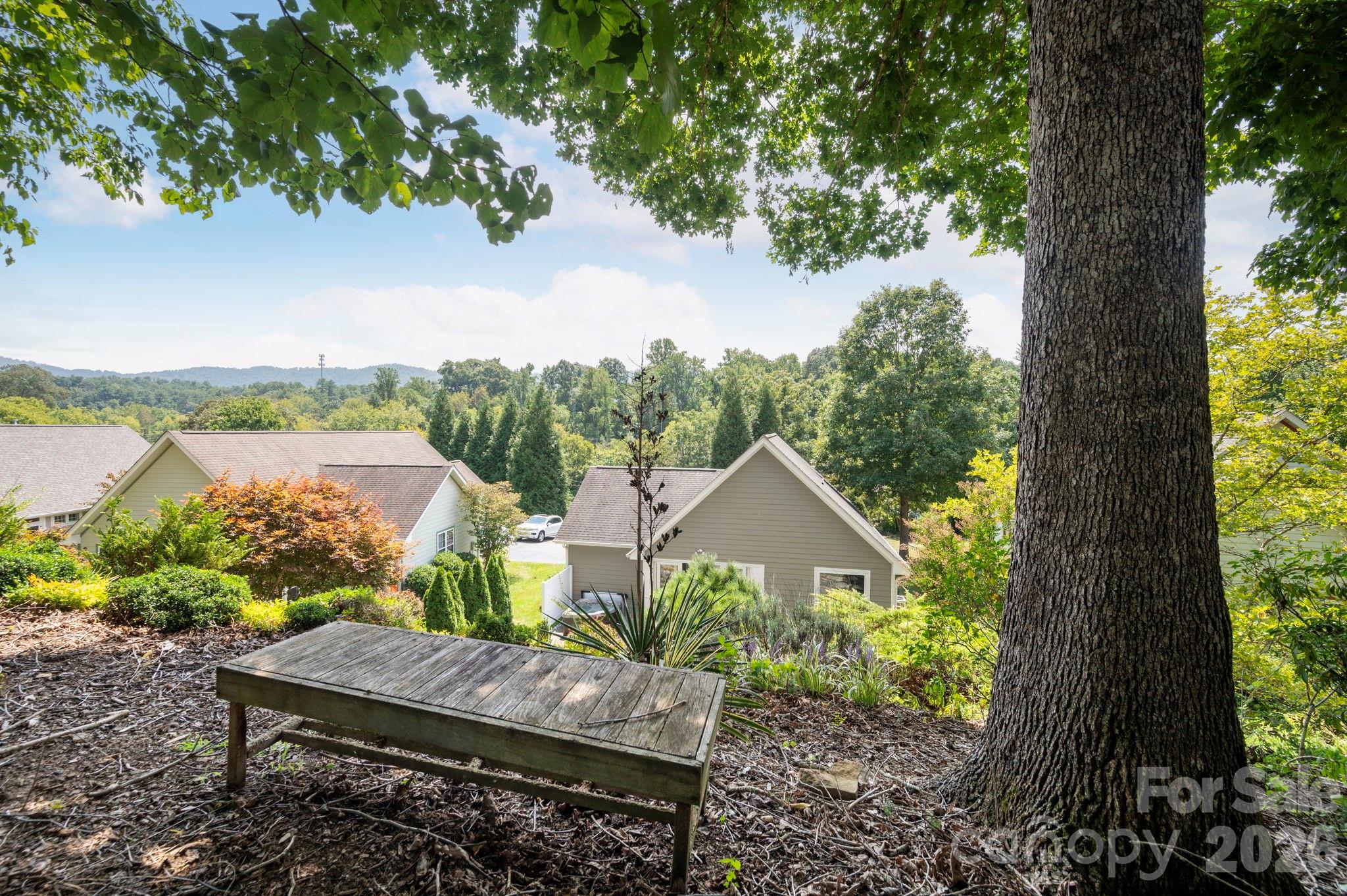 22 Banks Town Road — Weaverville
