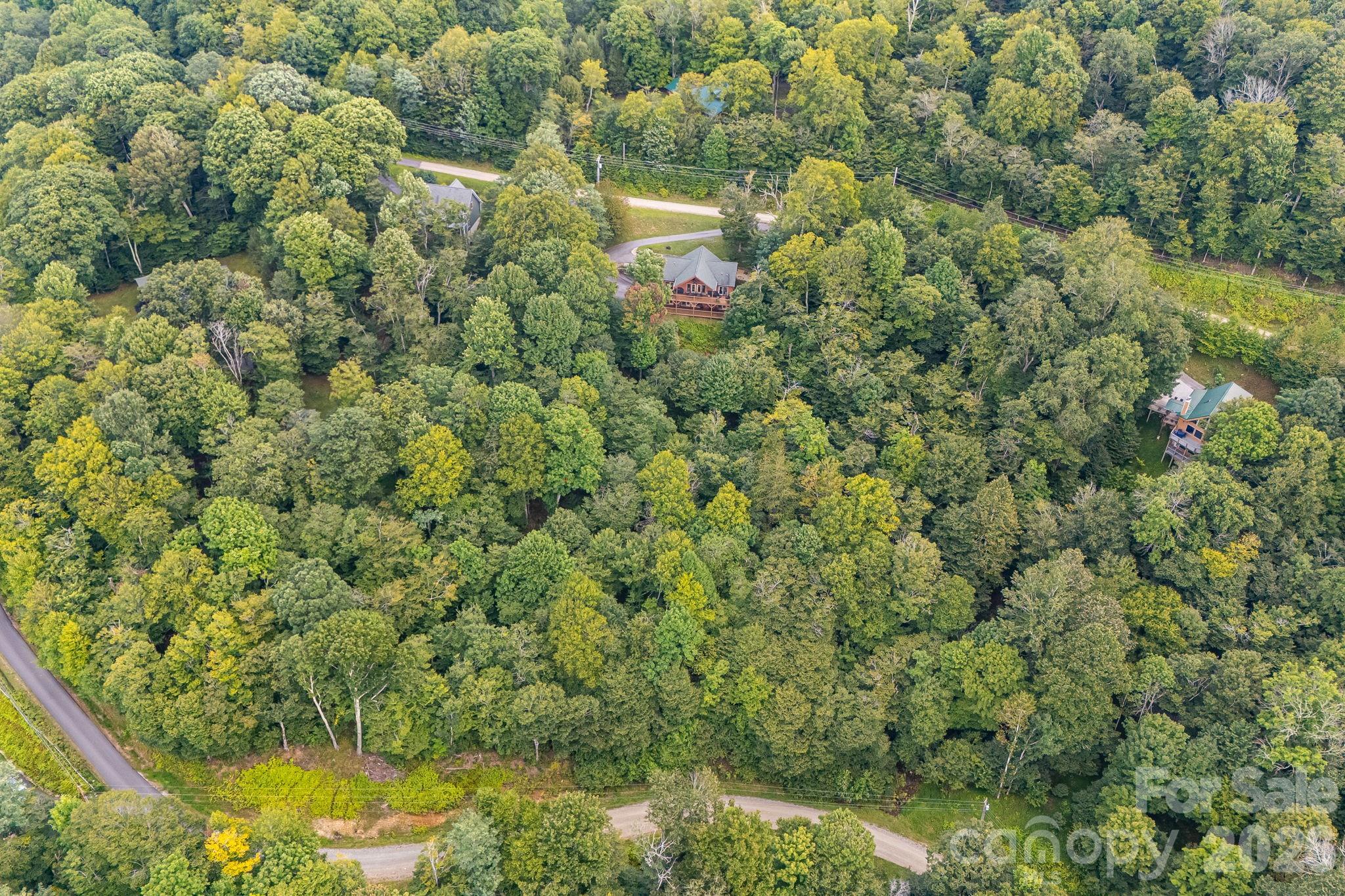 32 Zebulon Lane — Mars Hill