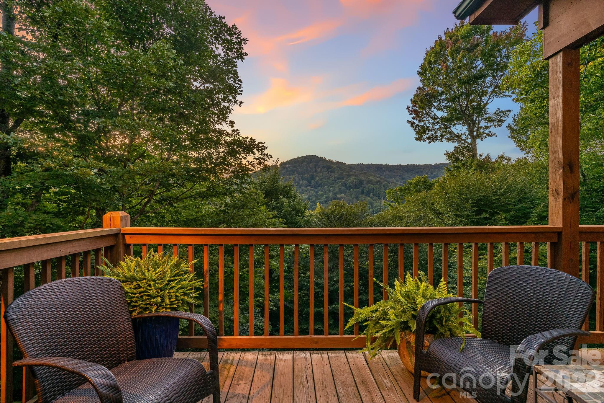 32 Zebulon Lane — Mars Hill