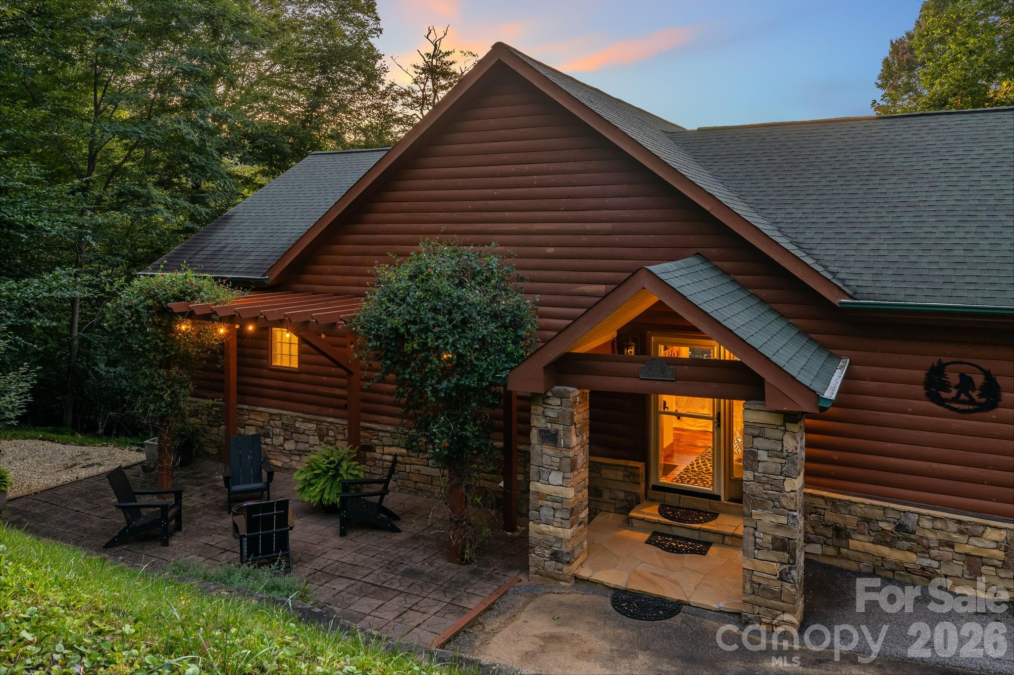32 Zebulon Lane — Mars Hill