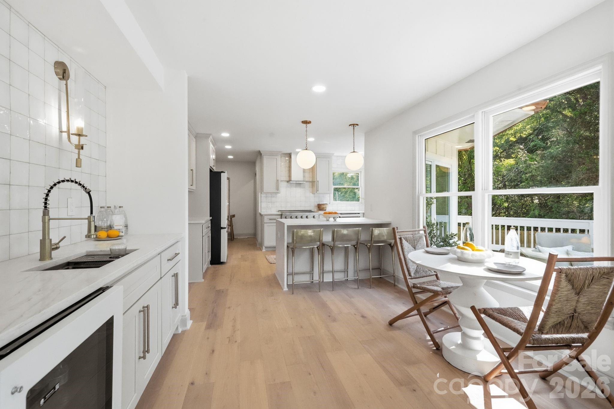 4818 Carmel Road — Charlotte
