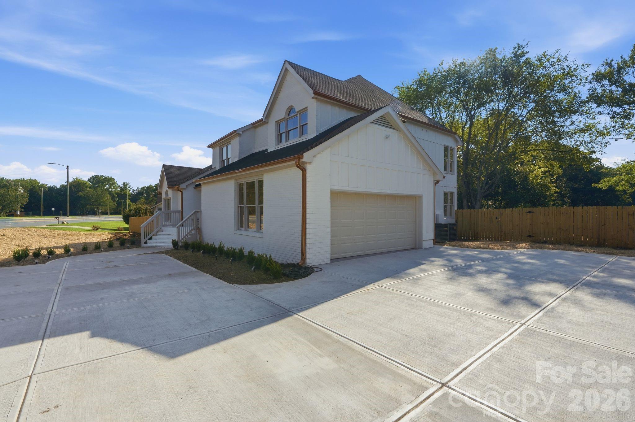 4818 Carmel Road — Charlotte