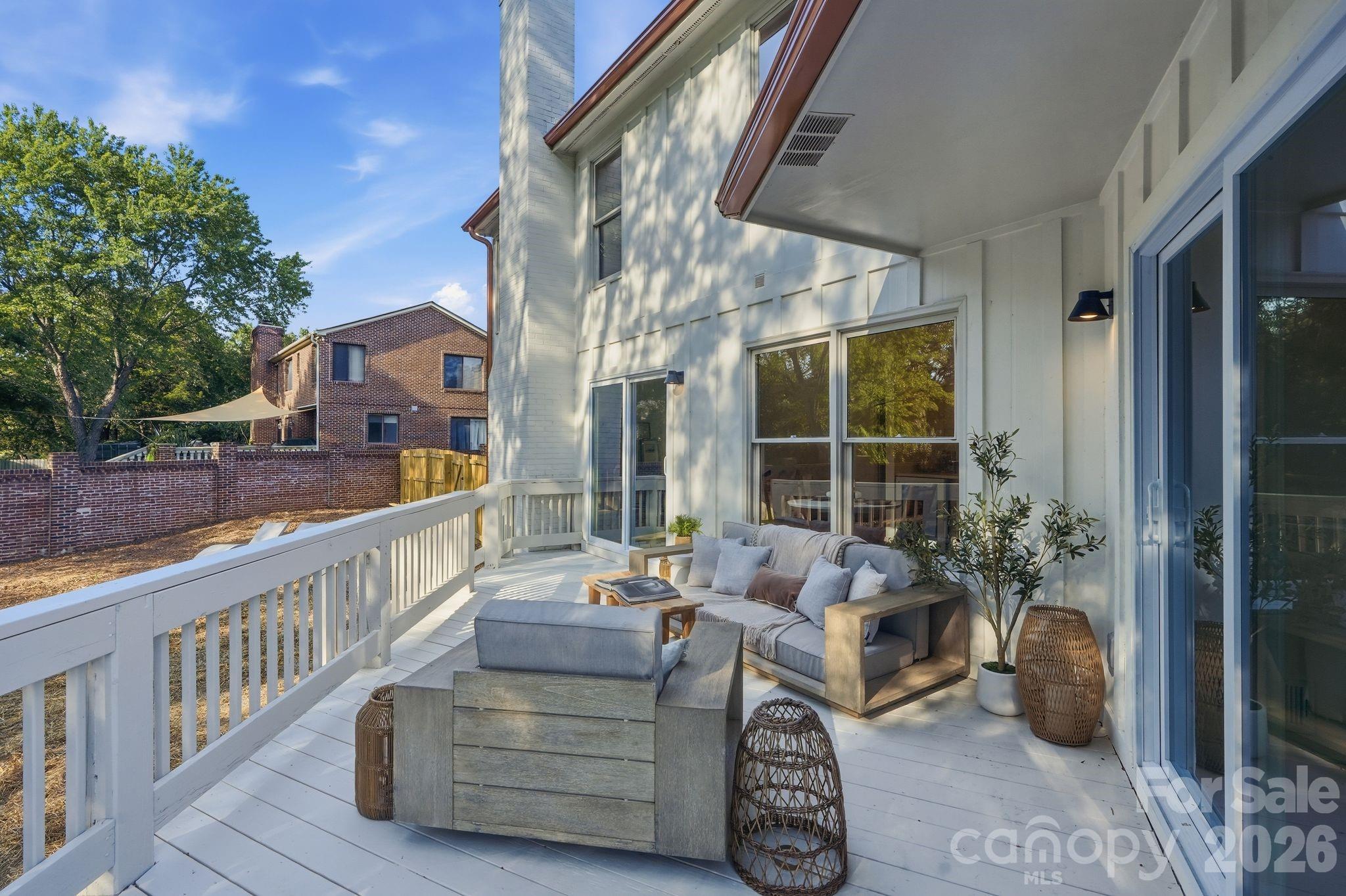4818 Carmel Road — Charlotte