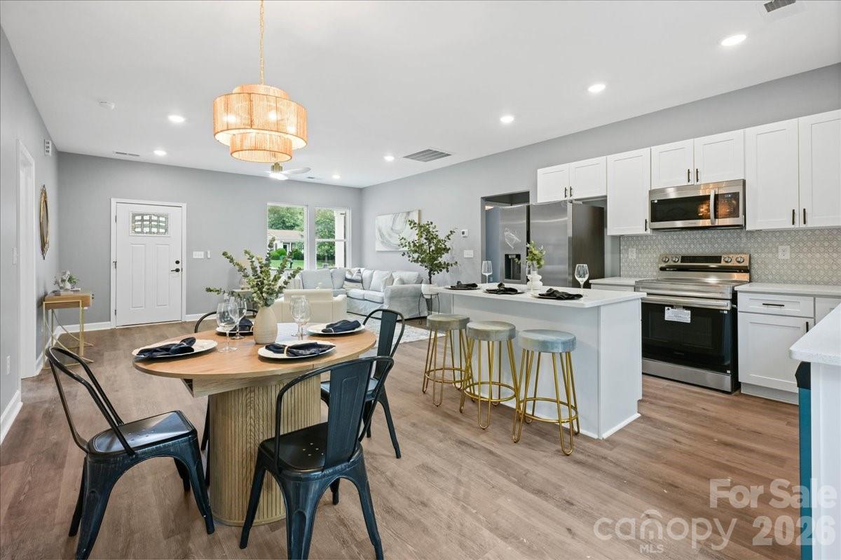 120 Whistling Pines Drive — Statesville